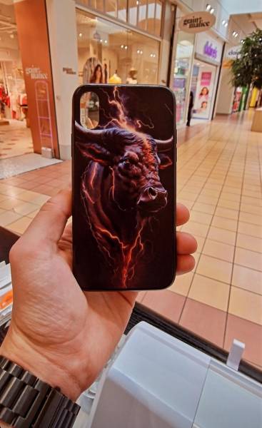 Vos envies, notre travail : Des coques personnalisées à votre image à NÎMES 